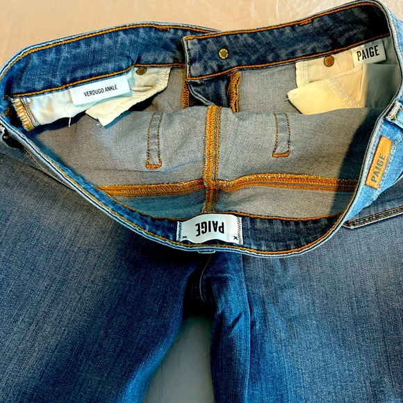 These are a medium wash skinny ankle jean super soft! - Picture 6 of 6